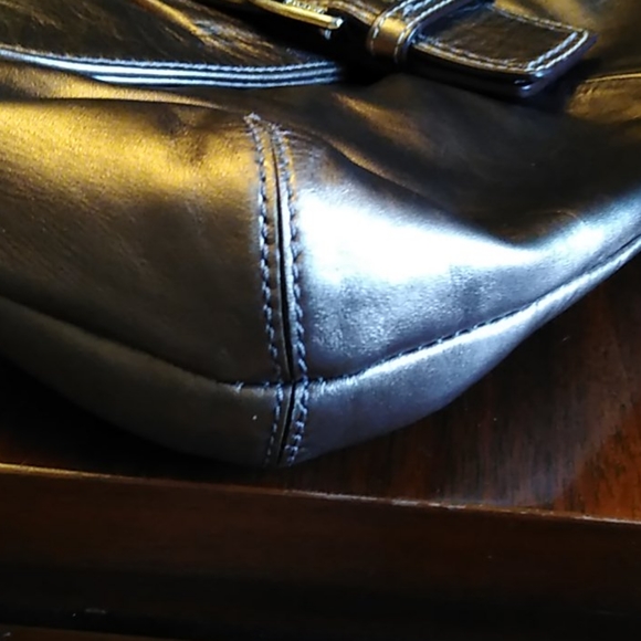 Coach - Picture 8 of 9